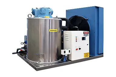 Máquina industrial para fabricar hielo con tanque metálico y ventilador grande en base metálica