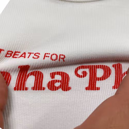 ribbed tank being stretched to show gaps in print