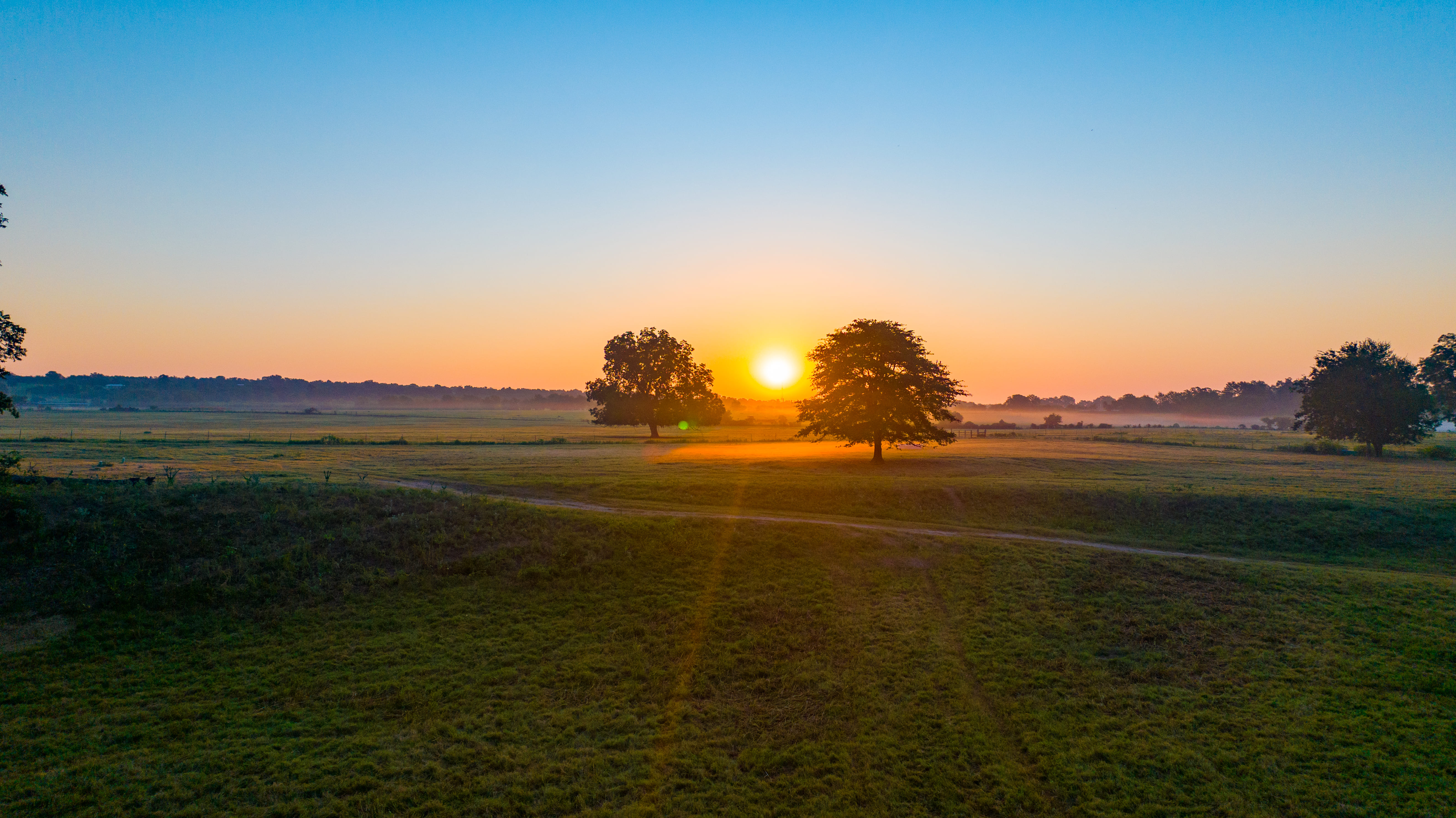 Political Road 892 — 892-acre land aggregation and sale near Austin, Texas