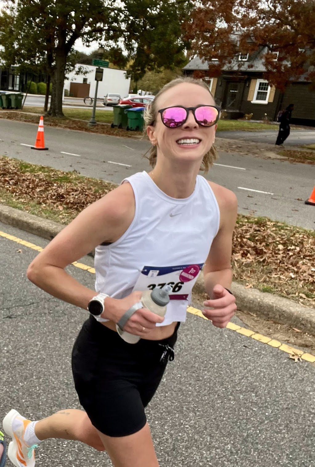 Alyssa Burlew running a race