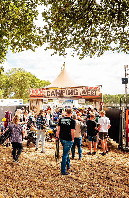 Sfeerbeeld van het Solexrace festival. Fotografie door Bold Productions contentspecialist voor Events & Artiesten.