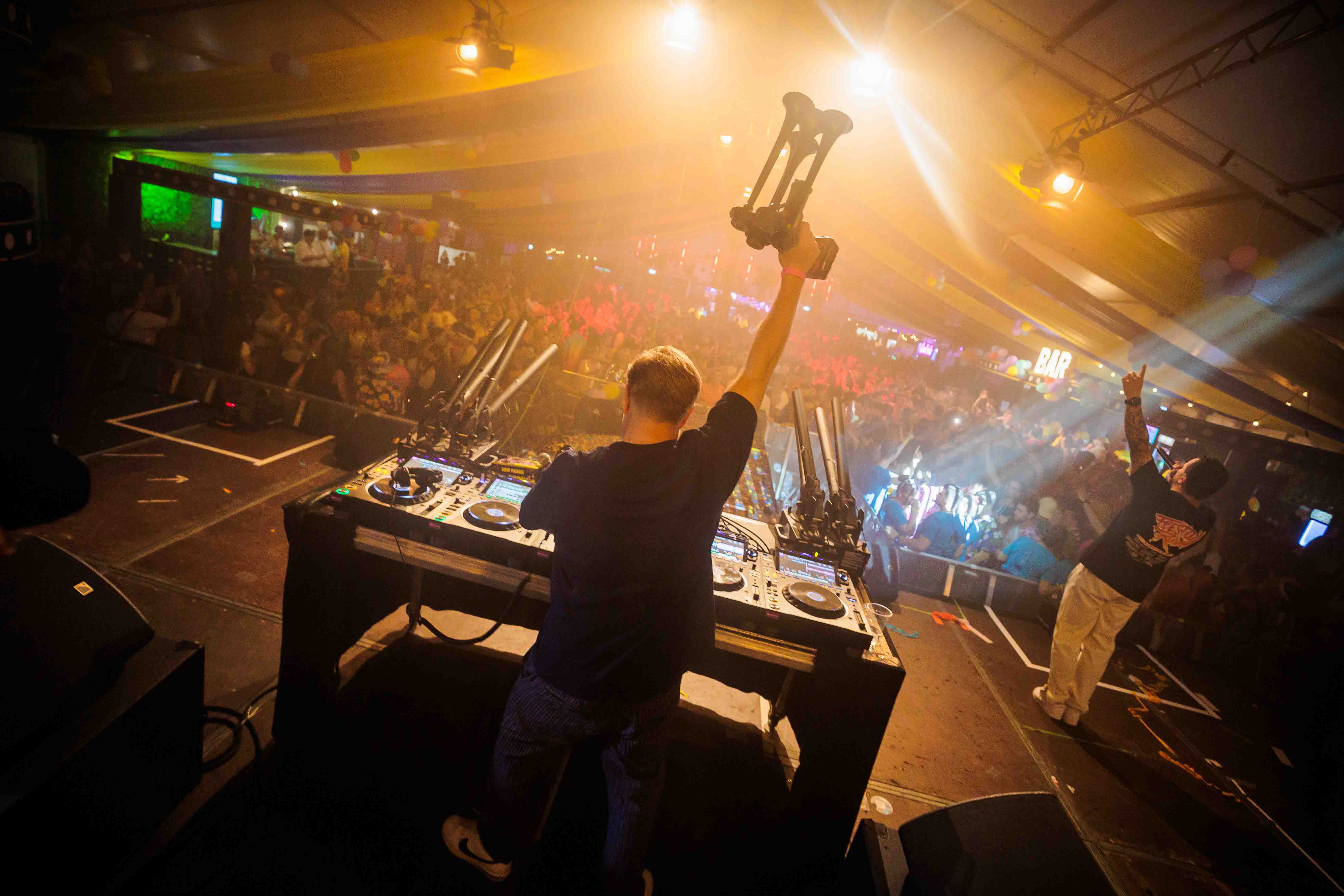 Sfeerbeeld van het Dorpsfeest in Wehl. Foto door Bold Productions, contentspecialist voor Events & Artiesten.
