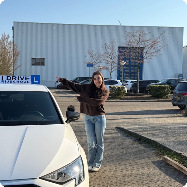 Foto van een rijles bij I Drive Rijschool