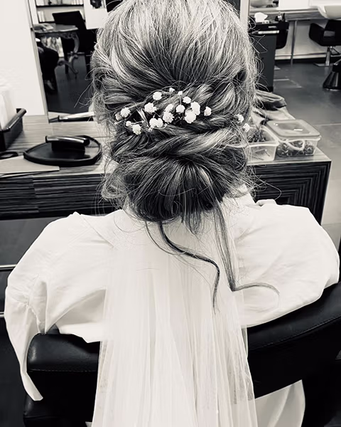 bruidskapsel zwartwit foto