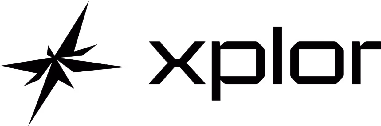 Logotipo da marca Xplor com um ícone de estrela estilizada à esquerda.