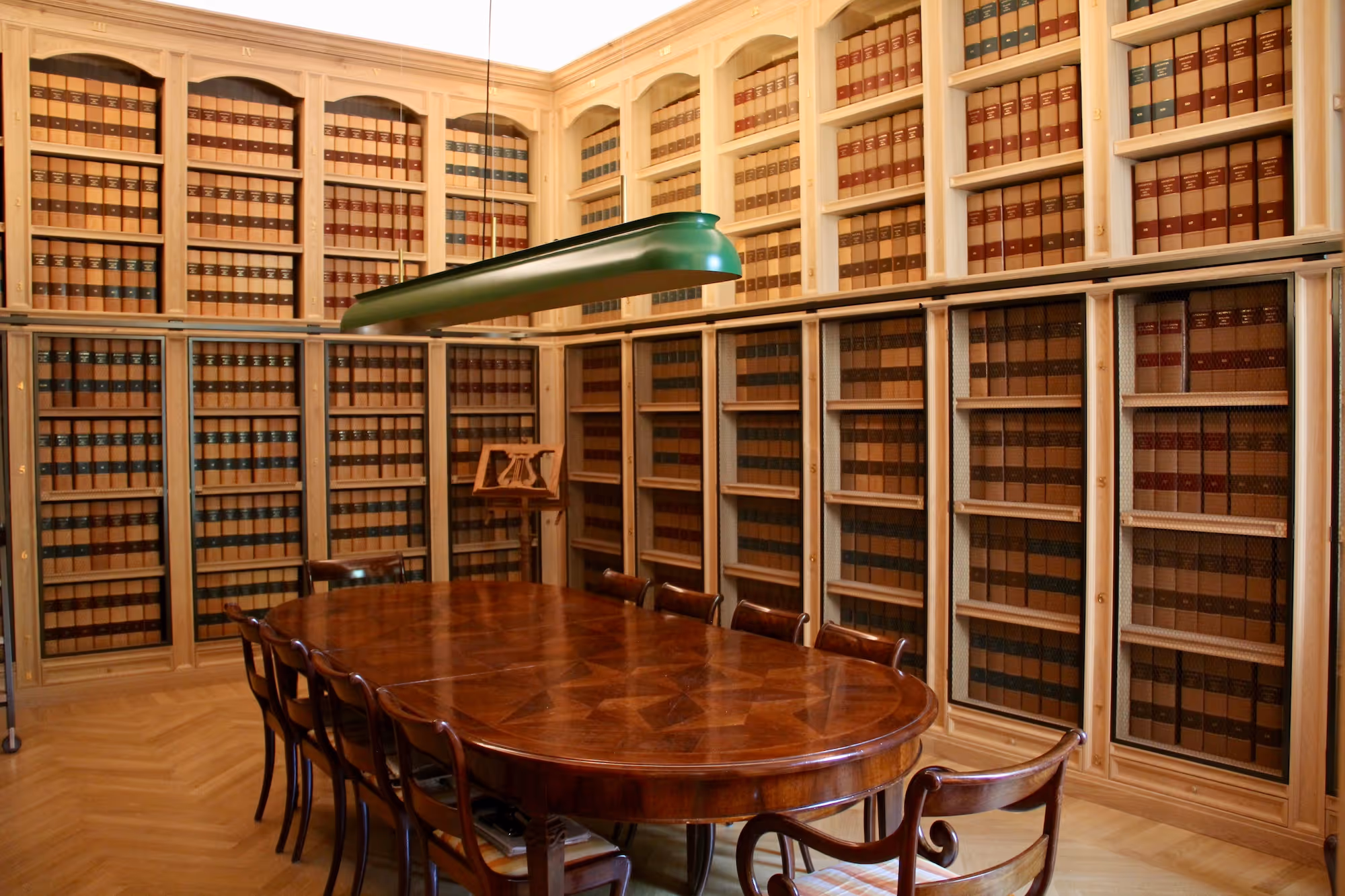salone con archivio