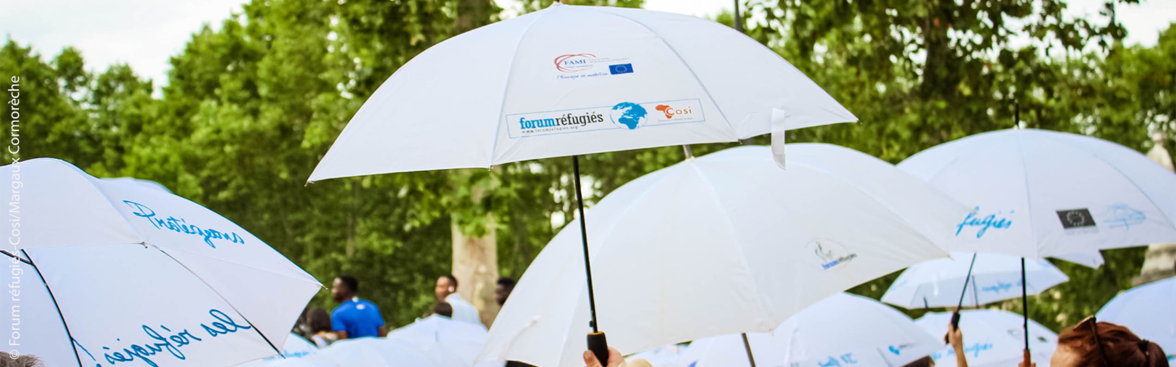 parapluie-forum-refugies
