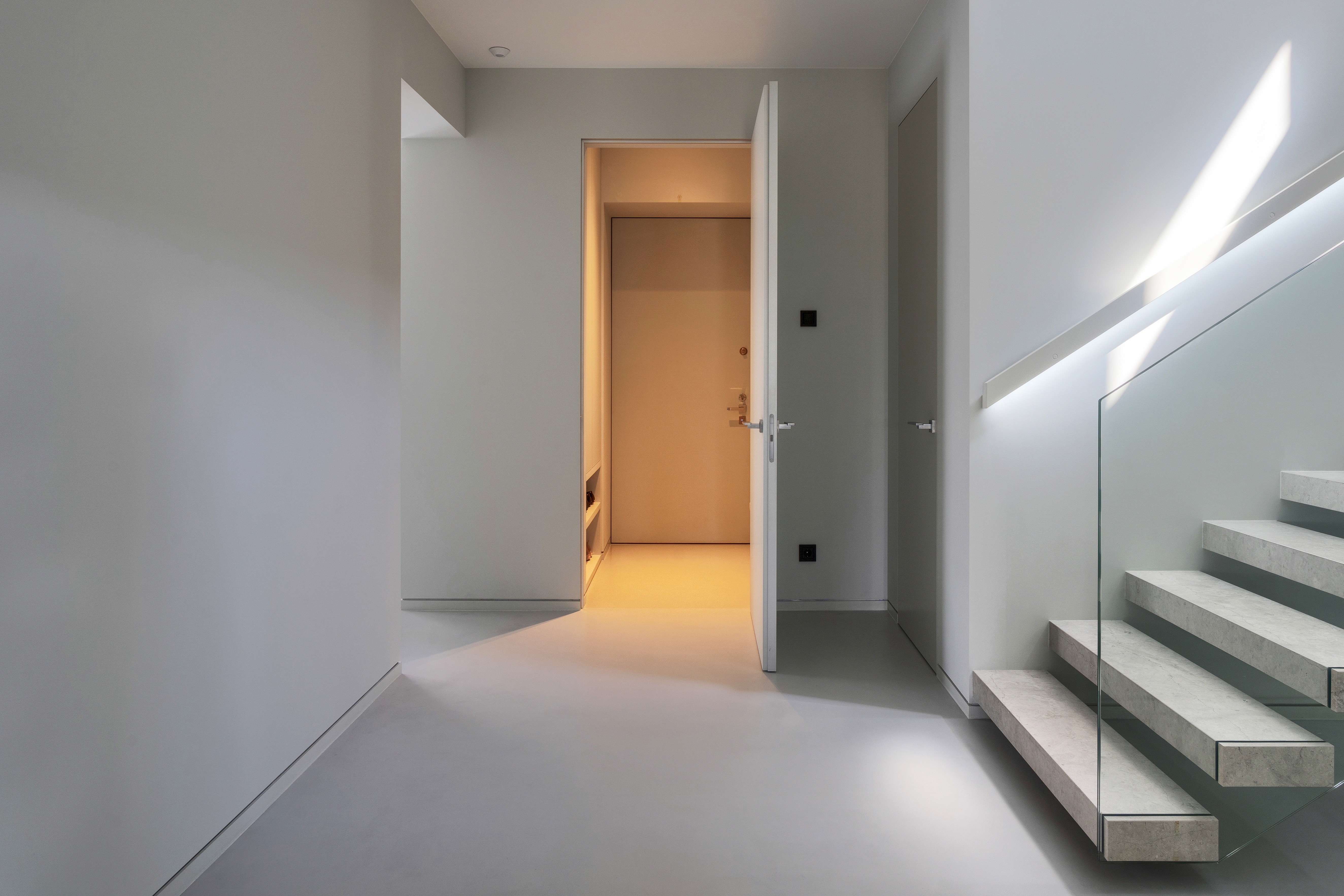 HOTEL LOCK