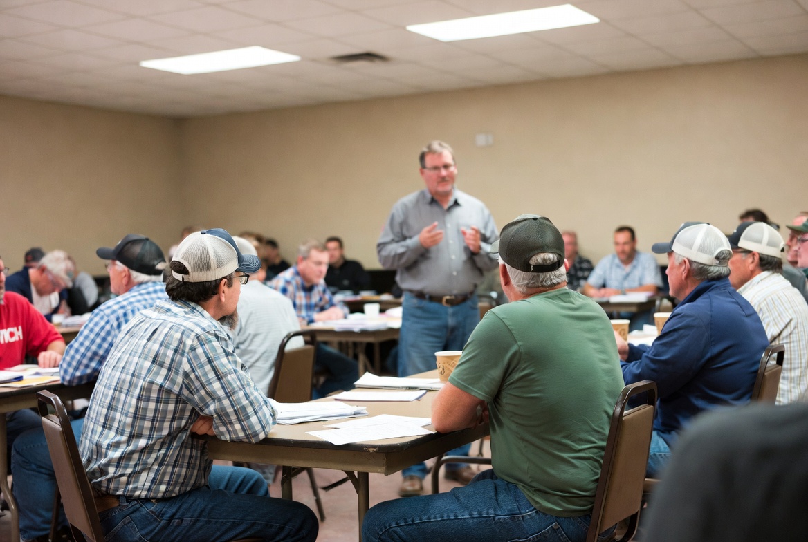 image of customer support center (for an agricultural services) [digital project]