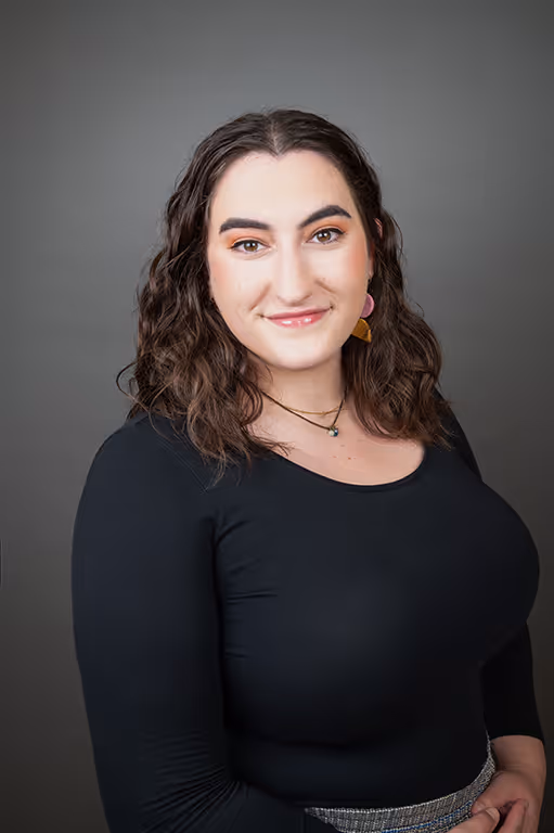 [headshot] image of customer (for an italian restaurant)