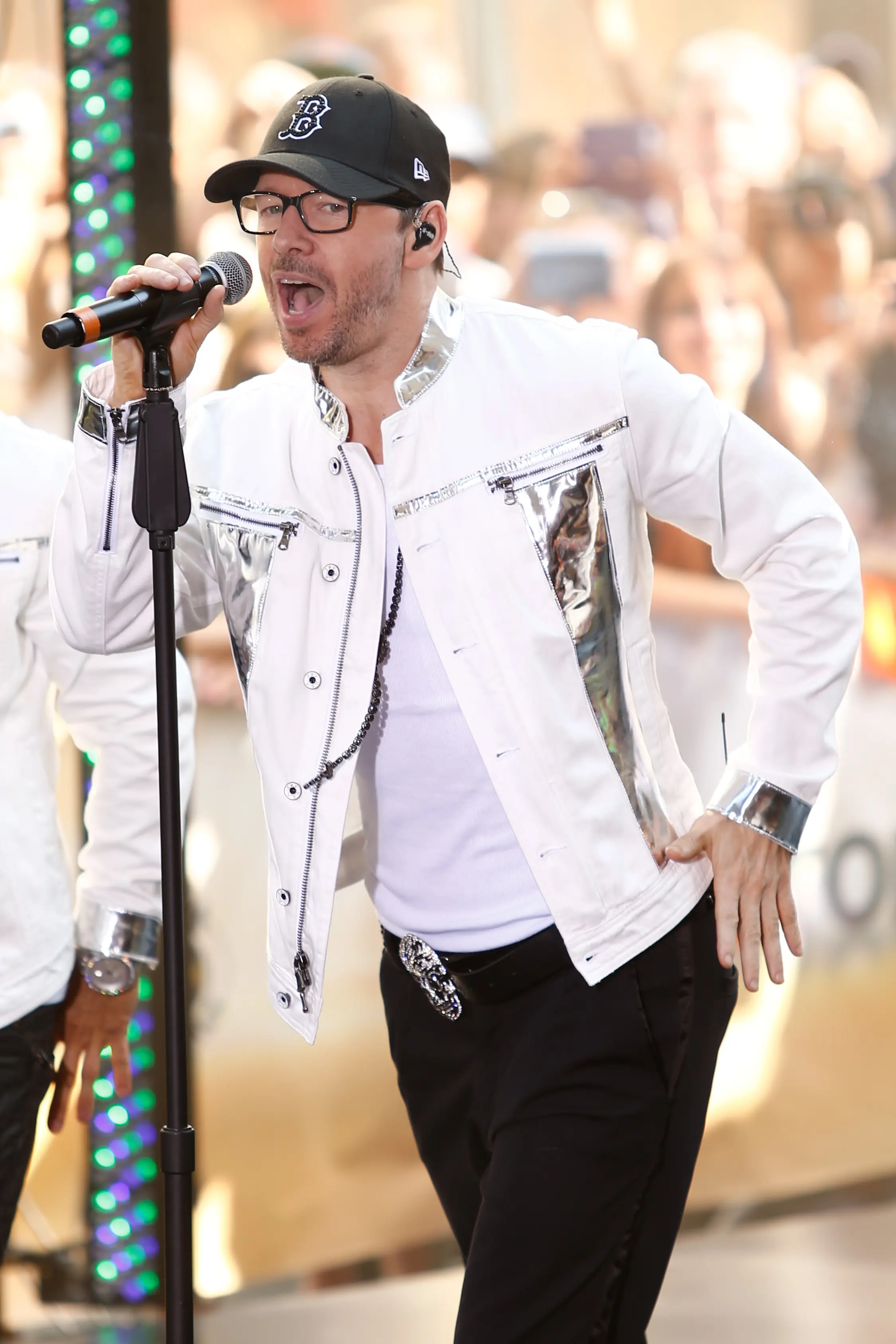 Donnie Wahlberg has been professionally styled by Pilar Steinborn