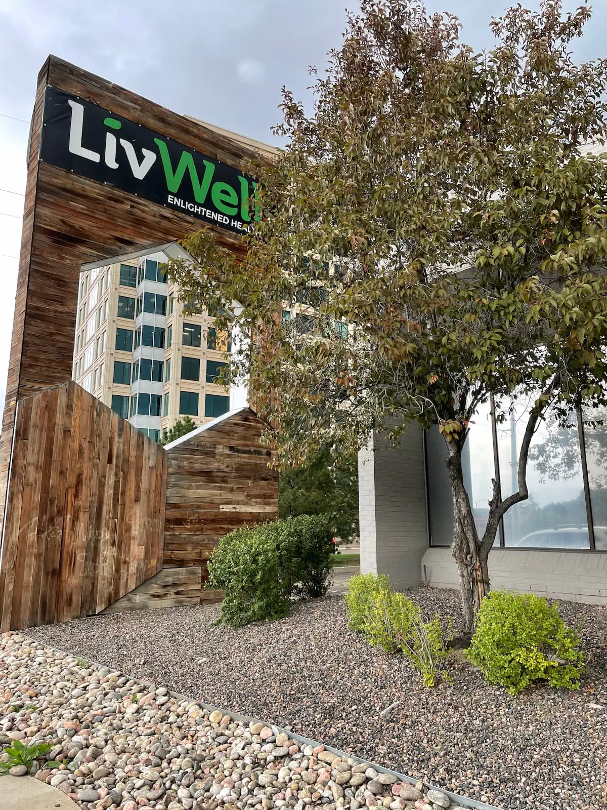LivWell Colorado Boulevard dispensary exterior
