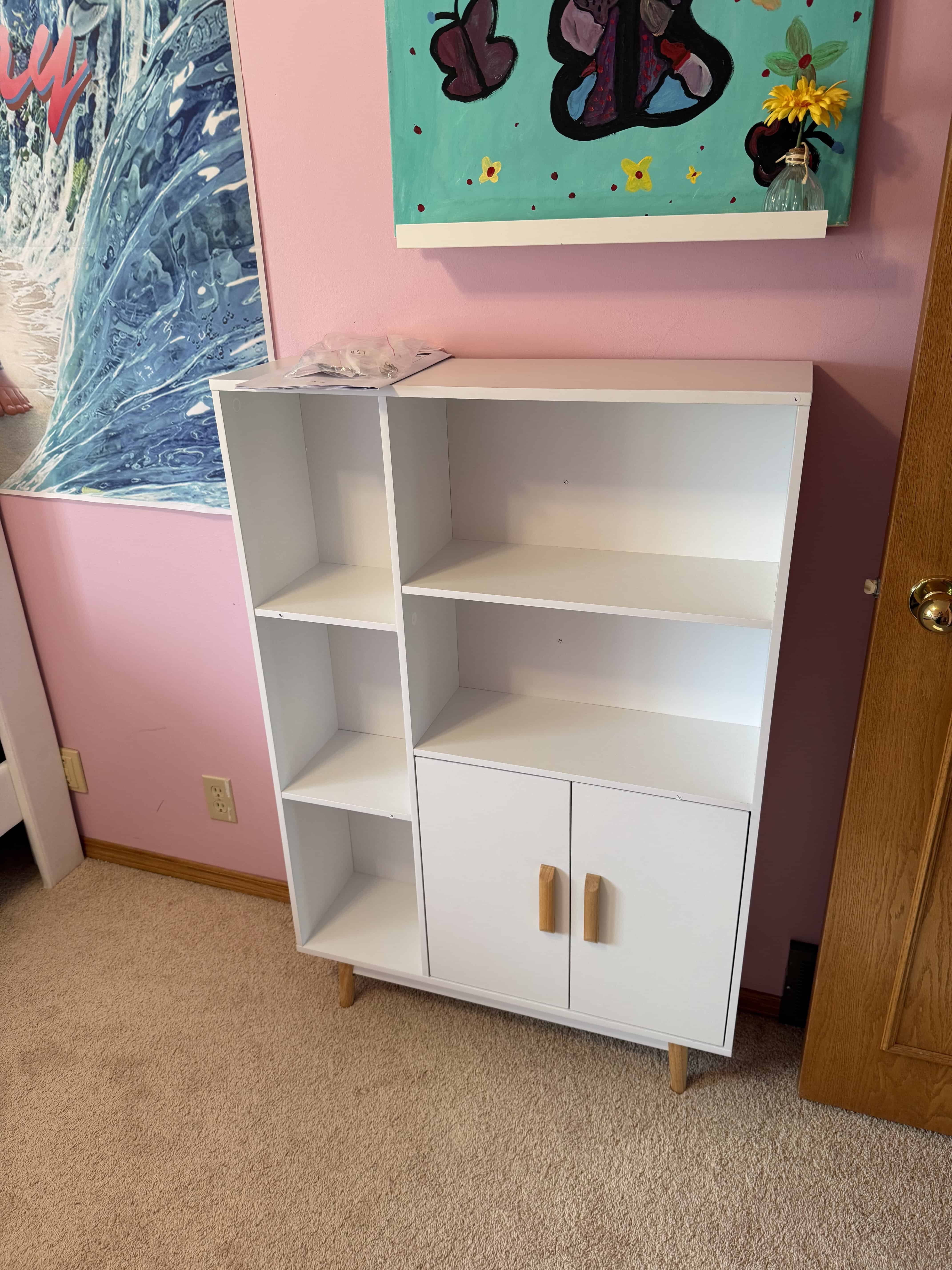 Bookcase with doors assembly