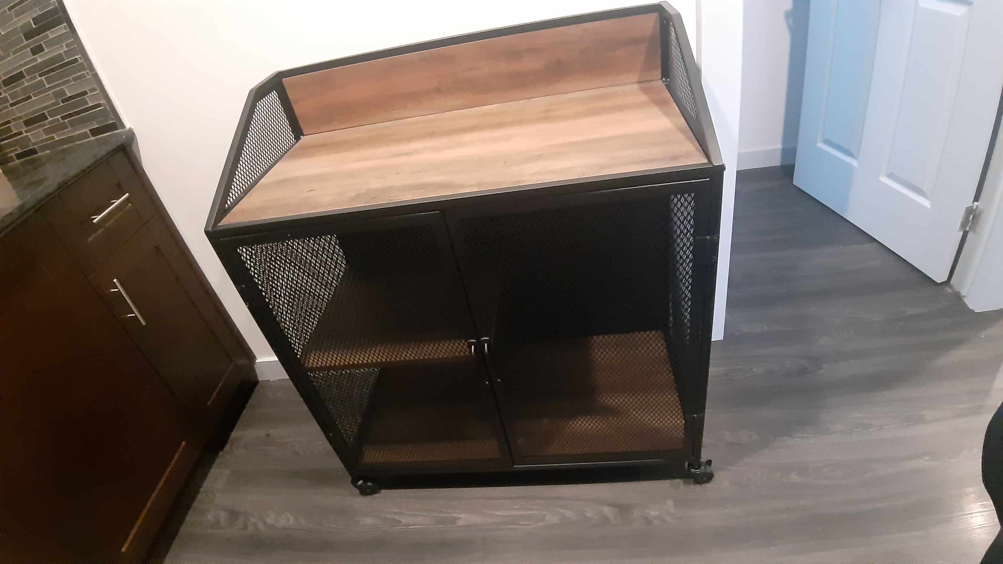 Kitchen cabinet assmbly