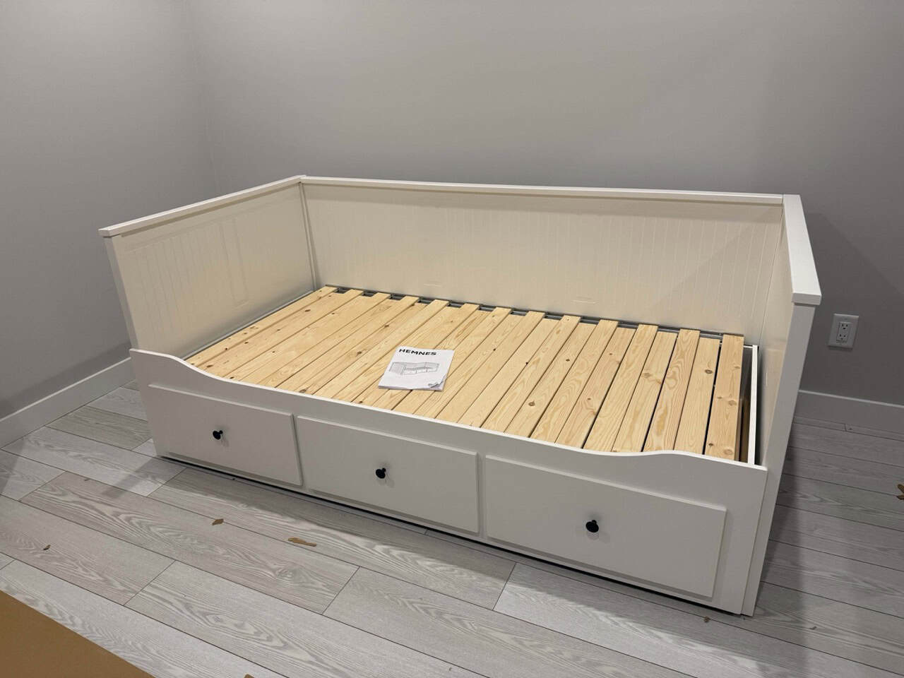 Ikea hemnes bed assembly