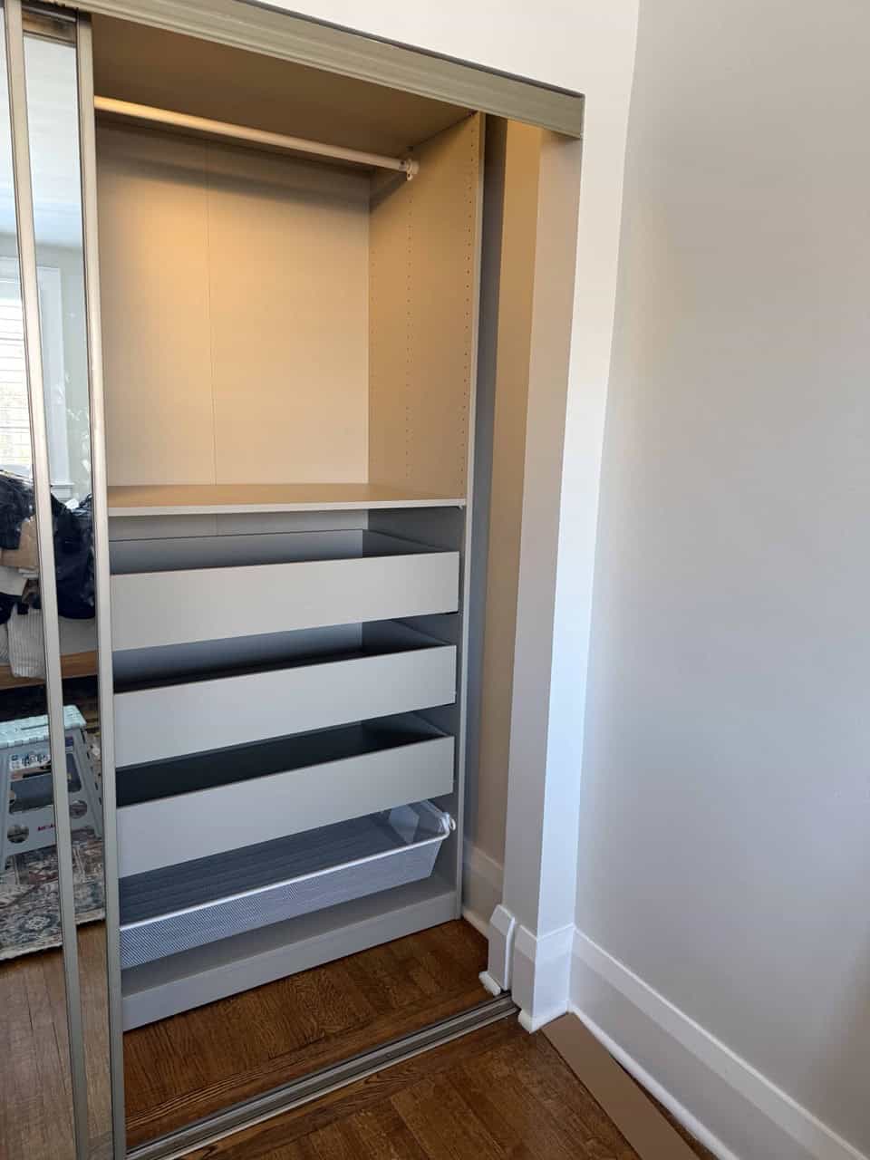 Ikea wardrobe assembly right
