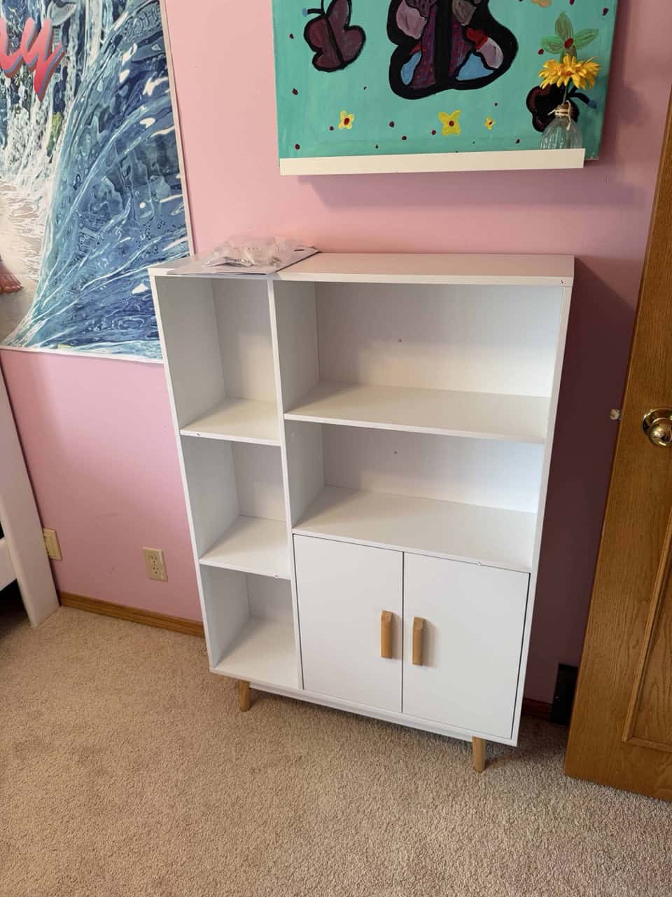 Bookcase with doors assembly