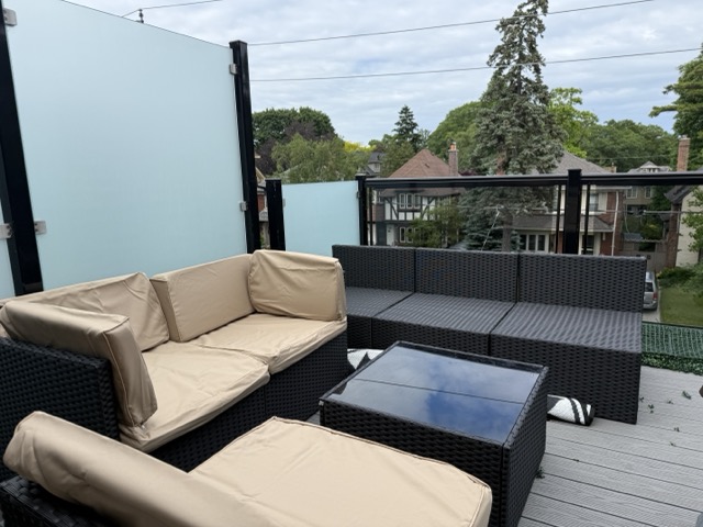patio-rattan-sofa-set-rooftop