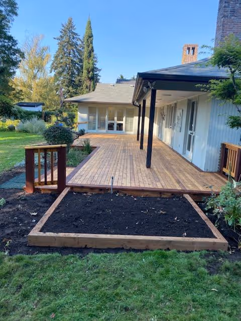 A cedar deck with a small covered area in Eugene Oregon.