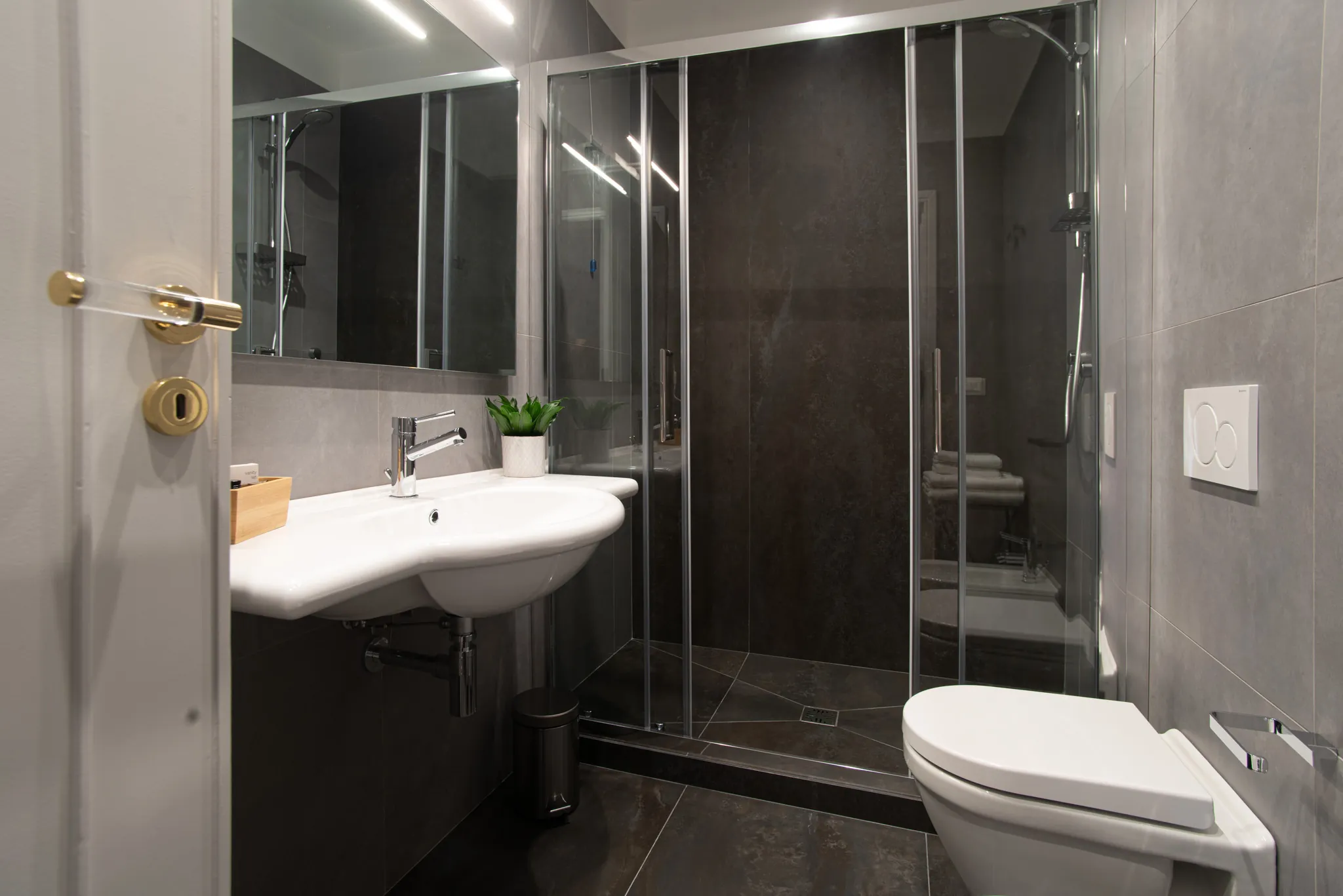 Hotel Room Slider Image Block