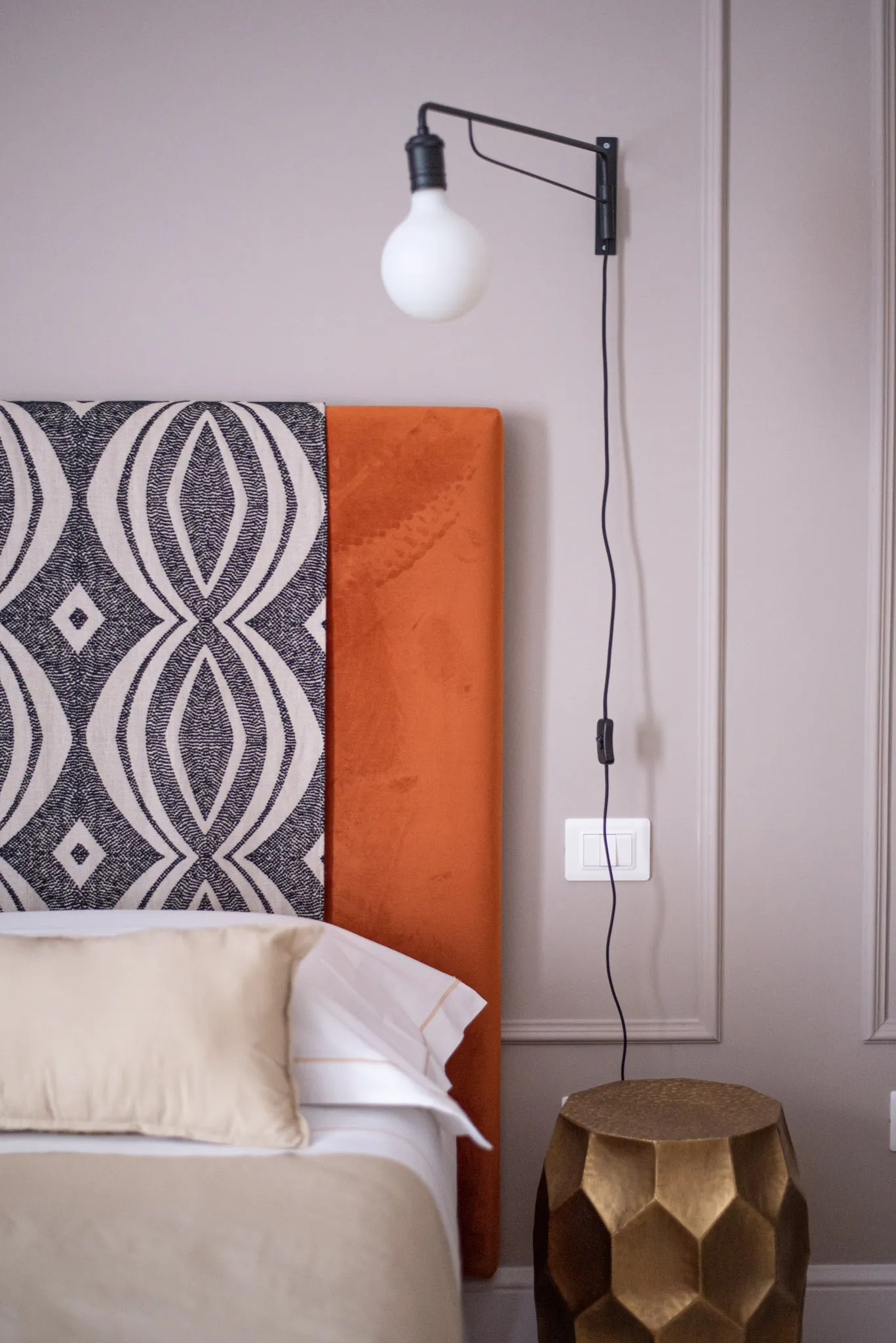 Hotel Room Slider Image Block