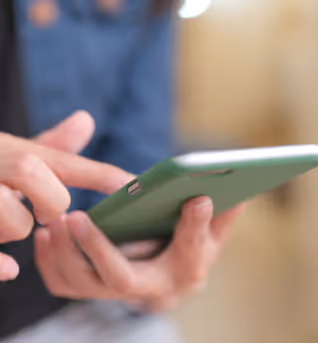 Nutzung eines Smartphones zur digitalen Vertragsverwaltung