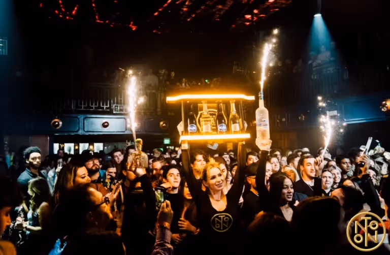 Where To Go Out With a Big Group of Friends in Philadelphia