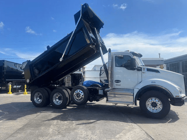2025 Kenworth T880 Tri Axle Dump Truck
