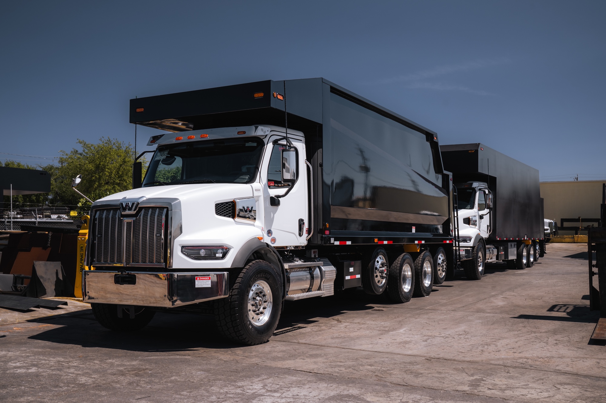 2026 Western Star 47x Rear Mount Grapple Truck
