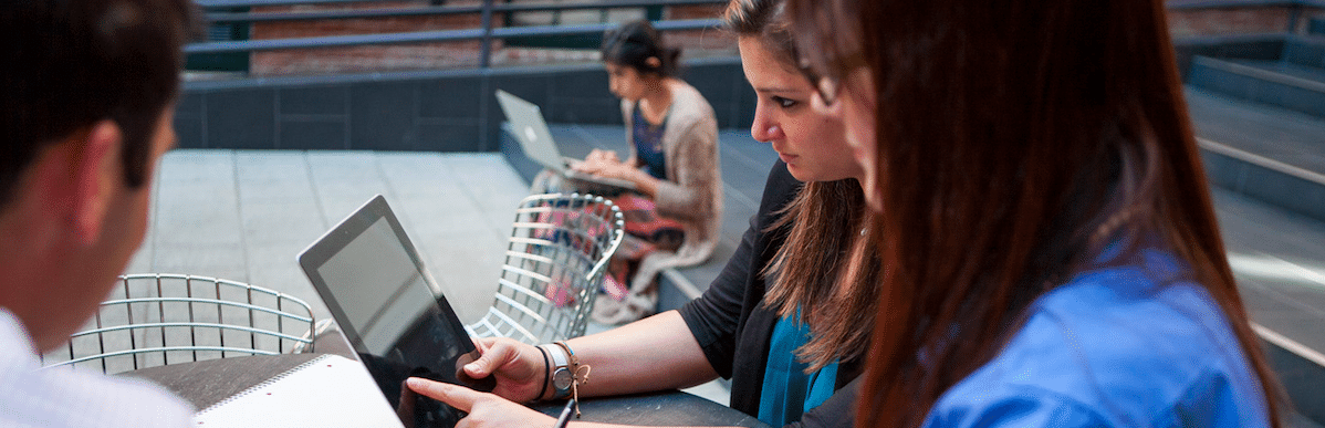 people-working-header
