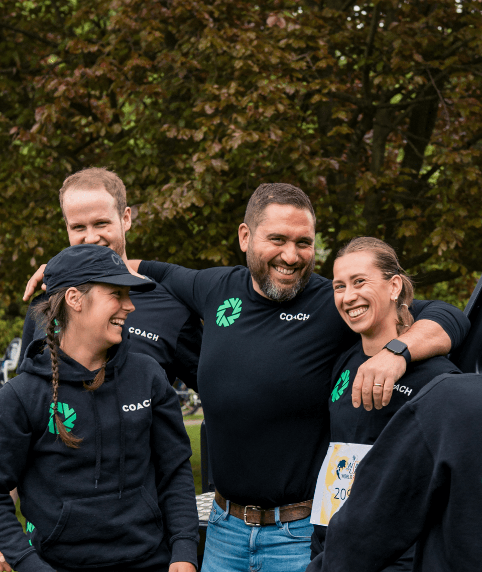 Teamportrait der Strong Partners Coaches und Trainerinnen