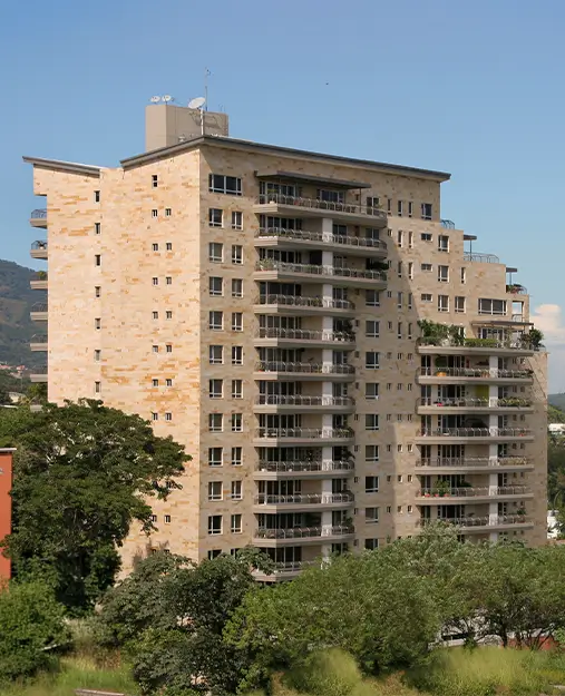 515 AVENIDA LA CAPILLA