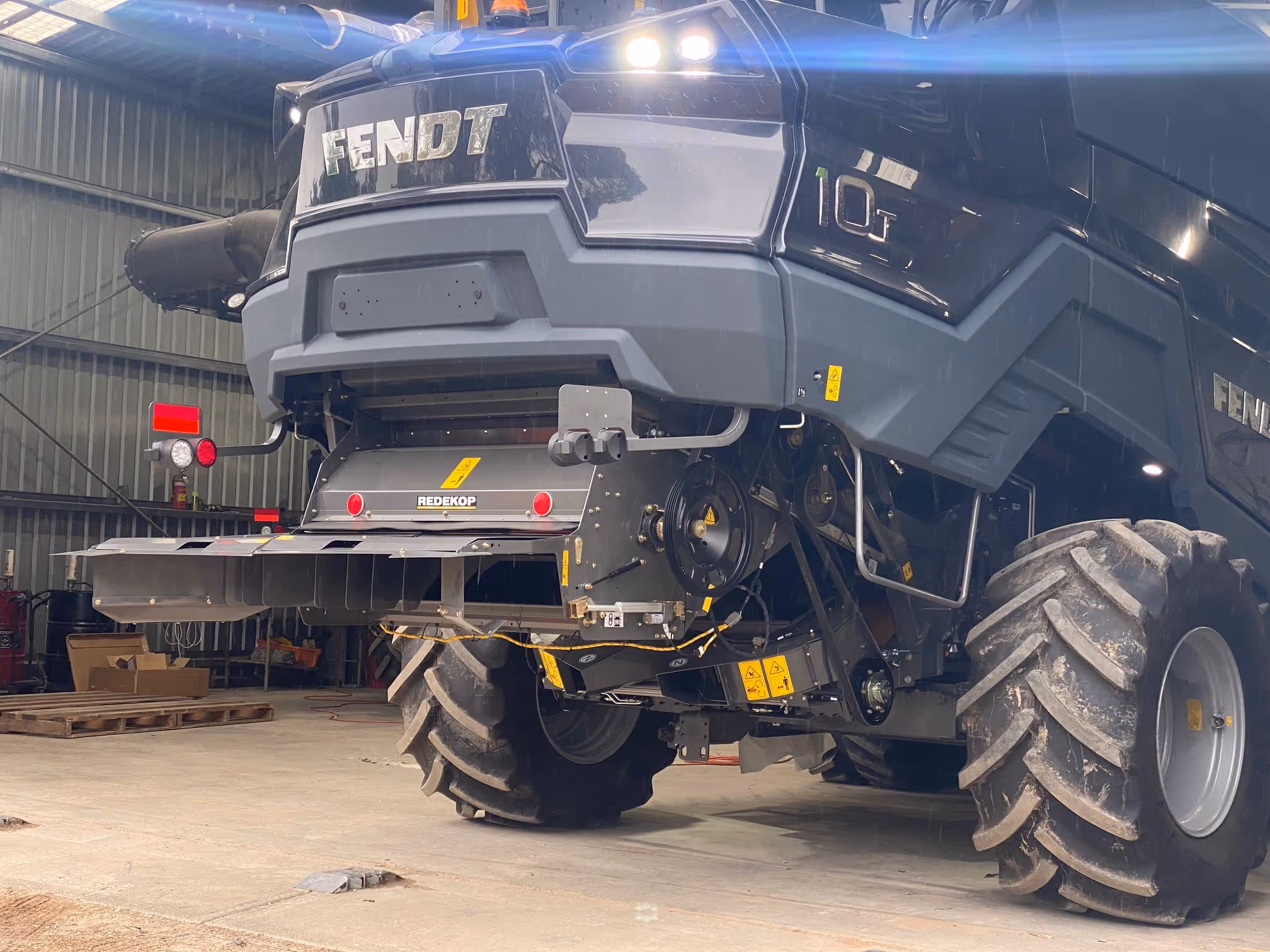 Redekop Seed Control Unit SCU on Fendt Combine