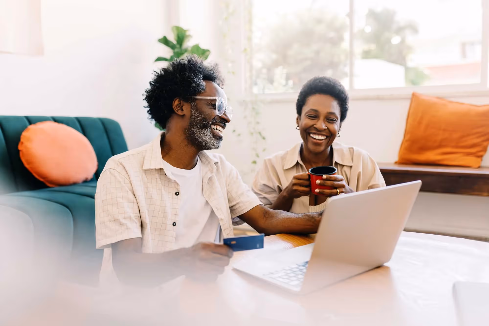 6 Questions to Ask Yourself When Choosing a Credit Card