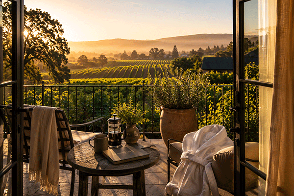 Sonoma hotels and rental properties in Sonoma Valley wine country