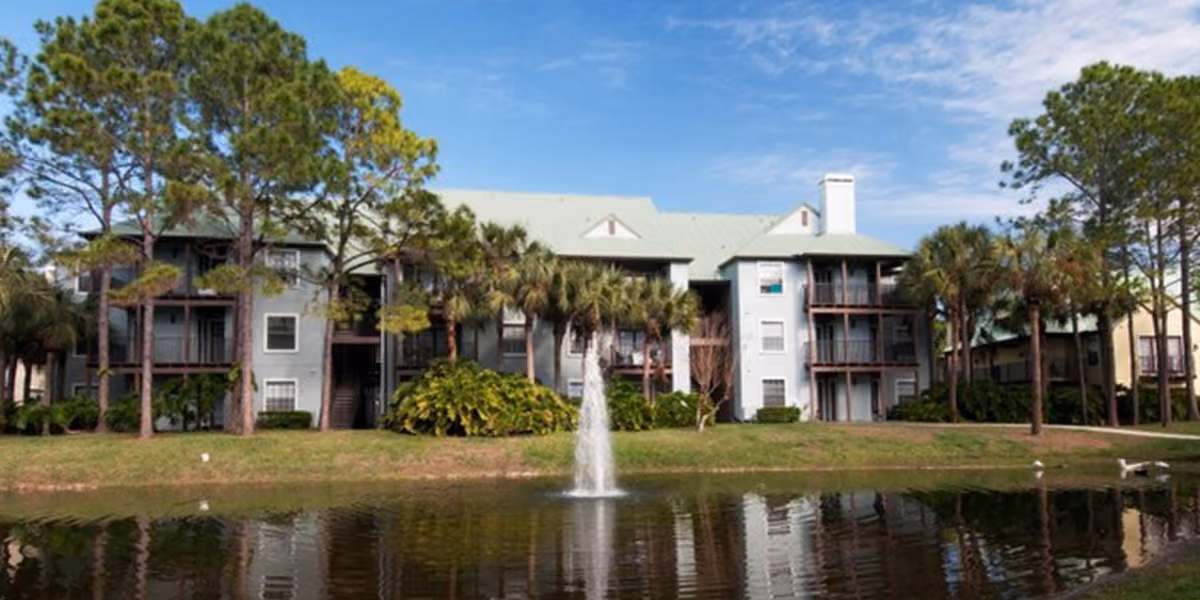 Oasis at Pearl Lake Condominiums