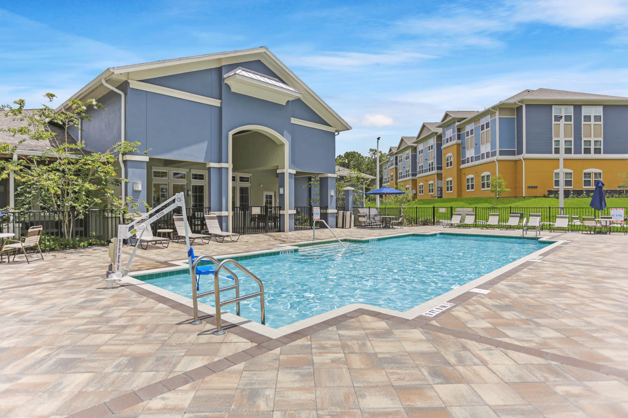 Freedom Gardens 2 amenity area