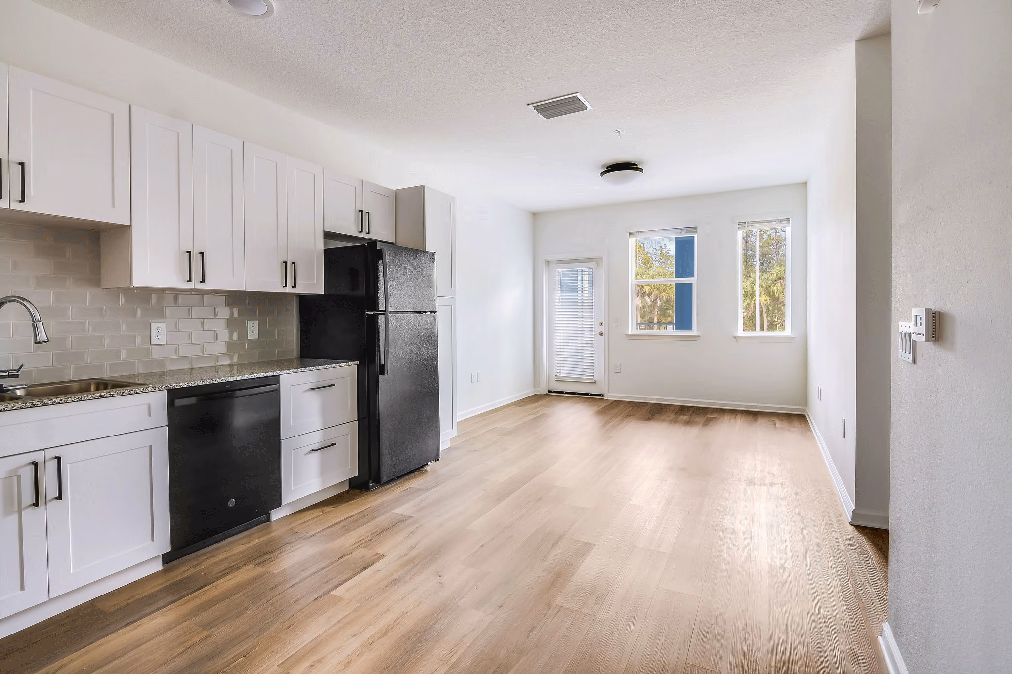 Interior of a The Fountains at Hidden Lake apartment