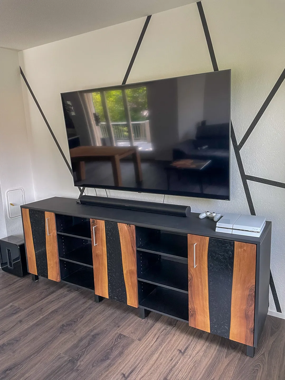 Epoxidharz TV-Möbel (Nussbaum)