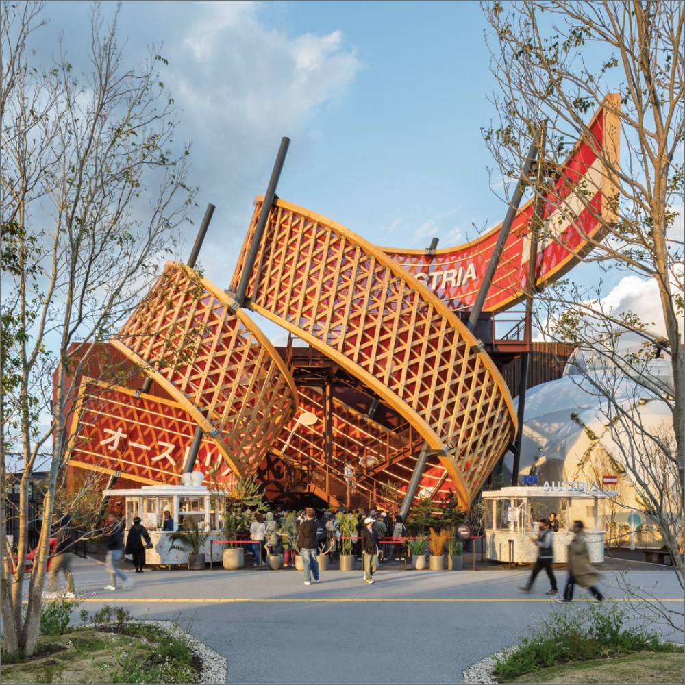 Österreich Pavillion aus Holz in architektonisch aufwändiger Bauweise auf der World EXPO 2025.