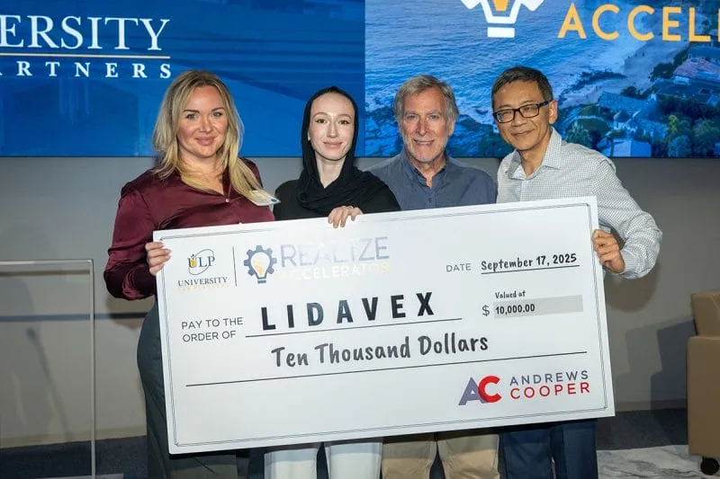AC Celebrates $10K Sponsorship Awarded at REALIZE Demo Day to MedTech Startup LIDAVEX for their breakthrough CerviLite innovation.