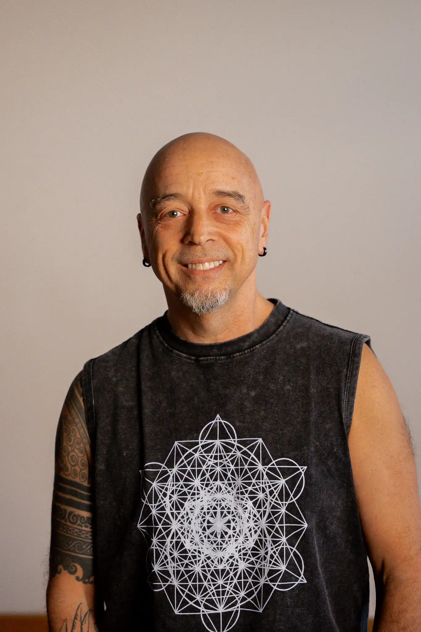 Marco Gagnon, instructeur de Hot Yoga et Yin-Flex, formé en Vinyasa, Ashtanga et Yin Yoga.