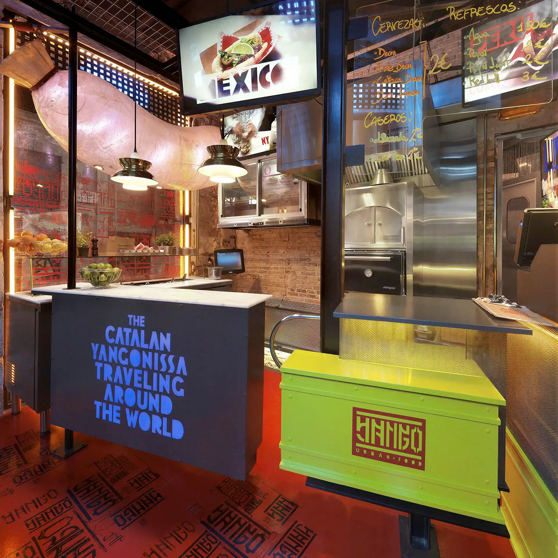 Identidad visual, campaña & interiorismo para Carles Abellán, YANGO Urban Food, 2014