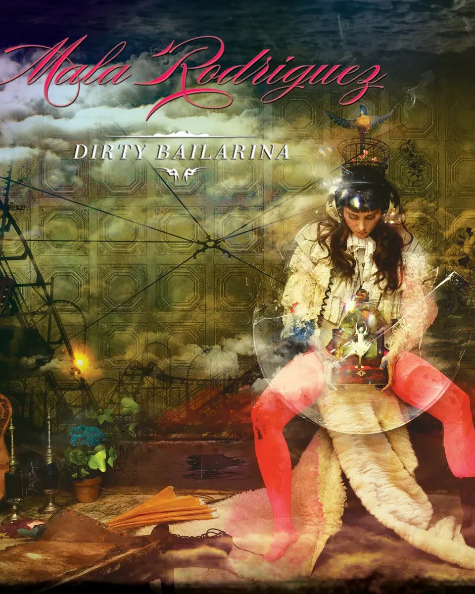 Dirty Bailarina: identidad y diseño para La Mala Rodríguez con estética urbana, fotografía y gráfica de alto impacto visual
