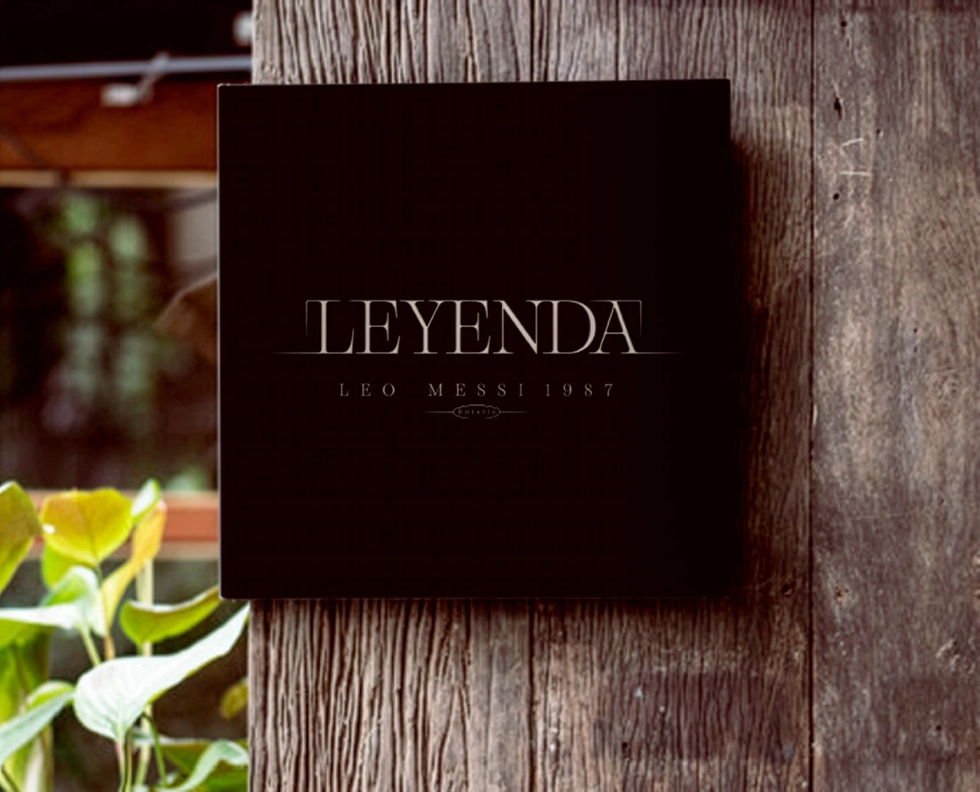 Identidad visual, aplicaciones restauración y diseño de interiores para el restaurante Leyenda de Leo Messi, 2021