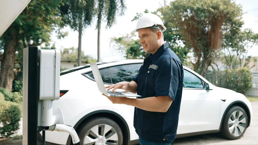 EV Infrastructure Technician (charging + controls)