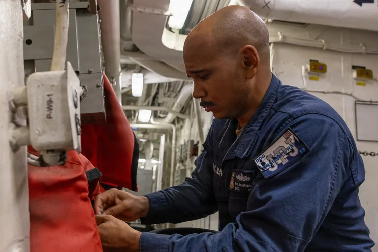 Shipboard Electrical Technician