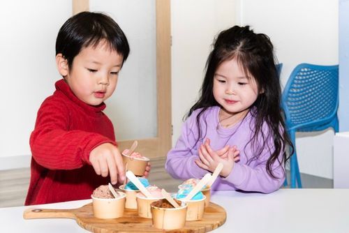 image of curriculum materials for preschools & daycare