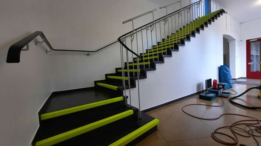 Küberit stair nosing on a residential staircase