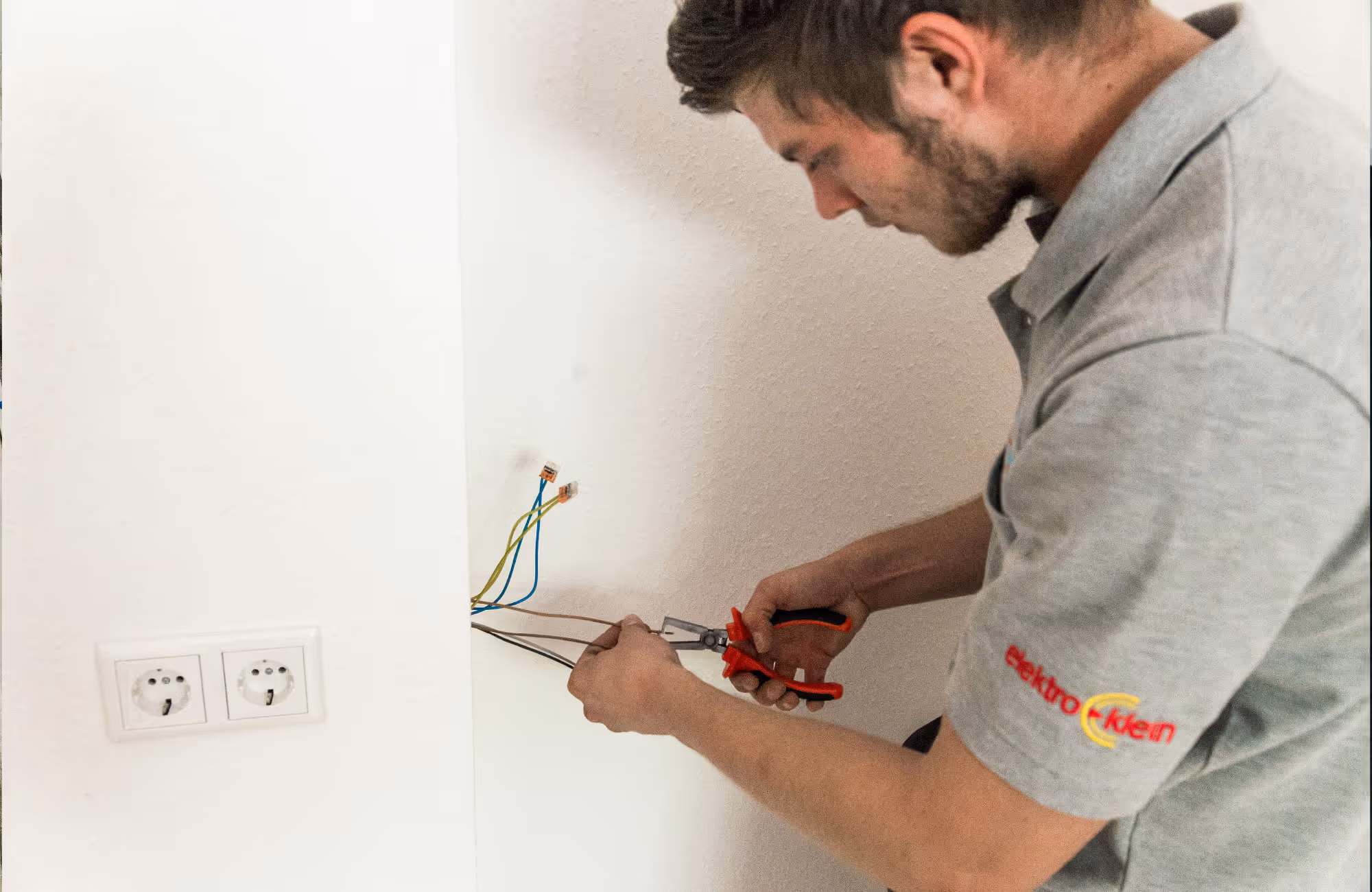 Elektrotechnik & Gebäudeinstallation